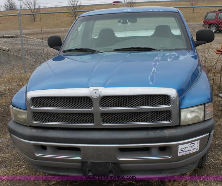 image for item A7156 1999 Dodge Ram 1500 pickup truck