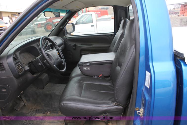 image for item A7156 1999 Dodge Ram 1500 pickup truck