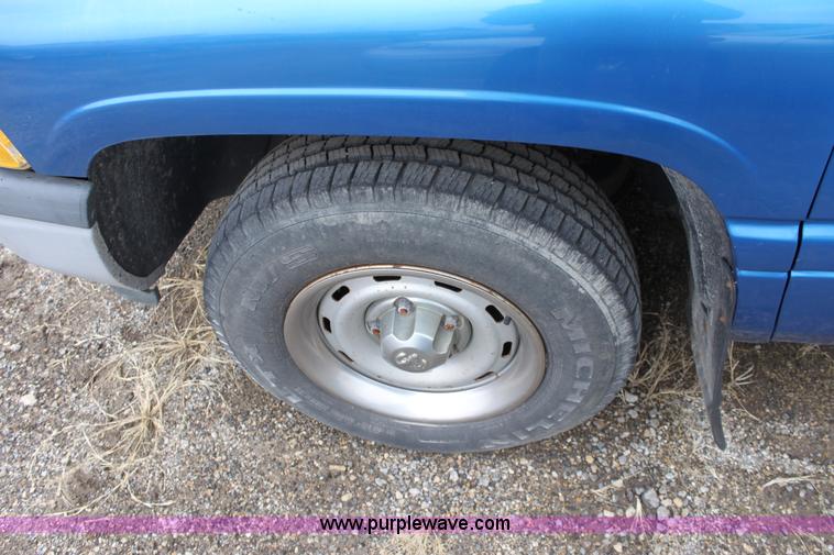 image for item A7156 1999 Dodge Ram 1500 pickup truck