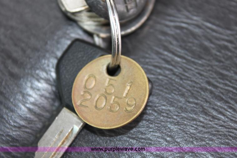 image for item A7156 1999 Dodge Ram 1500 pickup truck