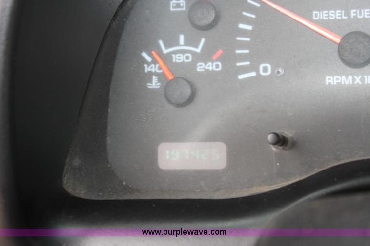 image for item A7158 2001 Dodge Ram 2500 pickup truck