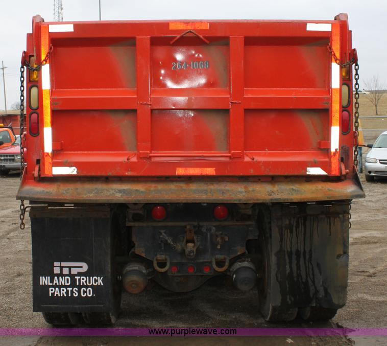 image for item A7161 1999 International 4900 tandem axle dump truck