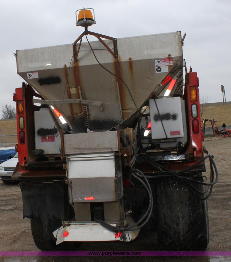 image for item A7163 1999 International 4900 tandem axle dump truck