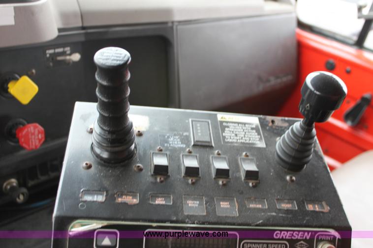 image for item A7163 1999 International 4900 tandem axle dump truck