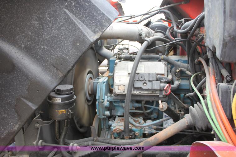 image for item A7163 1999 International 4900 tandem axle dump truck