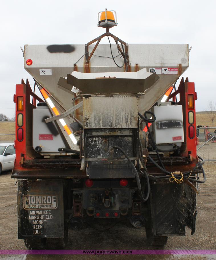 image for item A7164 1999 International 4900 tandem axle dump truck