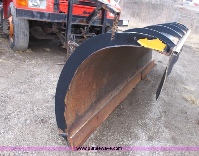 image for item A7166 1999 International 4900 tandem axle dump truck