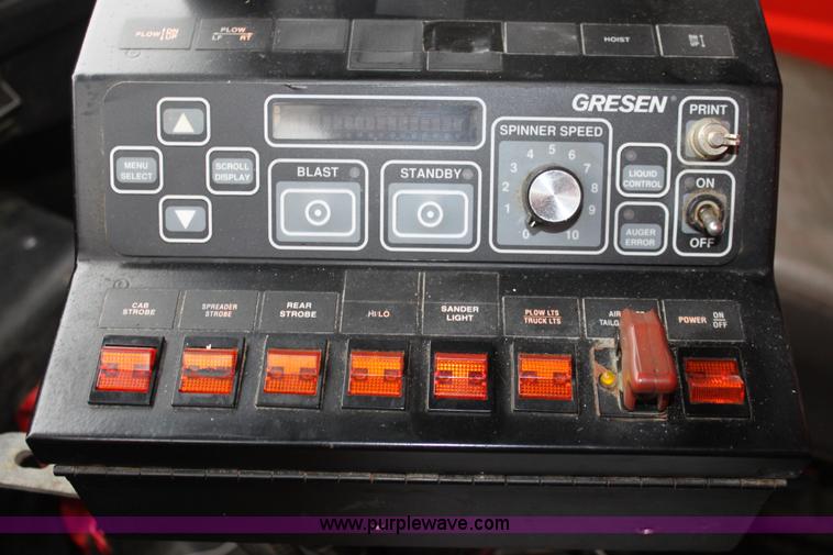 image for item A7167 1997 International 4900 tandem axle dump truck