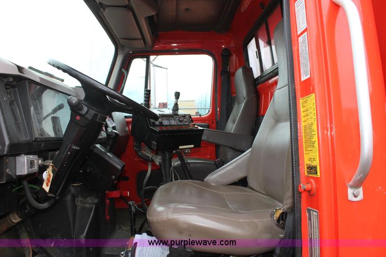 image for item A7168 1997 International 4900 tandem axle dump truck