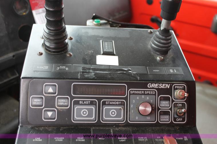 image for item A7168 1997 International 4900 tandem axle dump truck