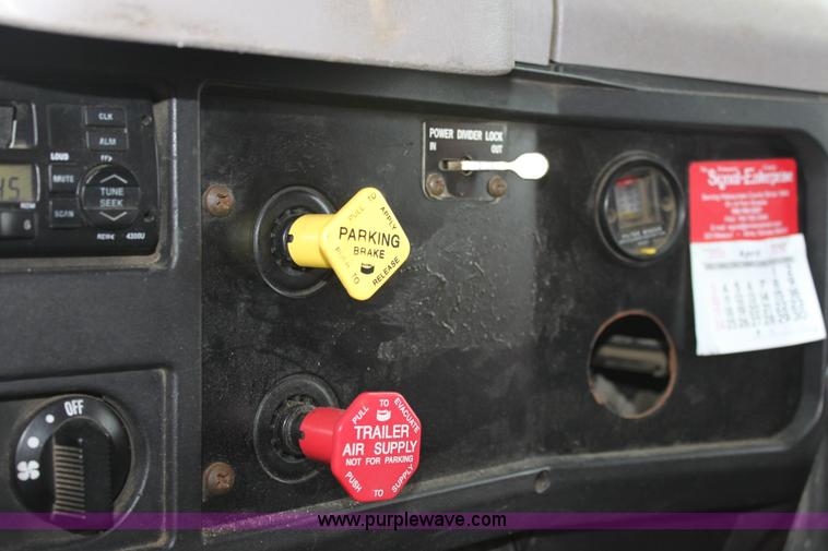 image for item A7168 1997 International 4900 tandem axle dump truck