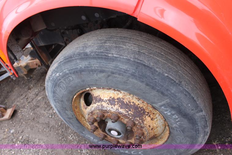 image for item A7168 1997 International 4900 tandem axle dump truck