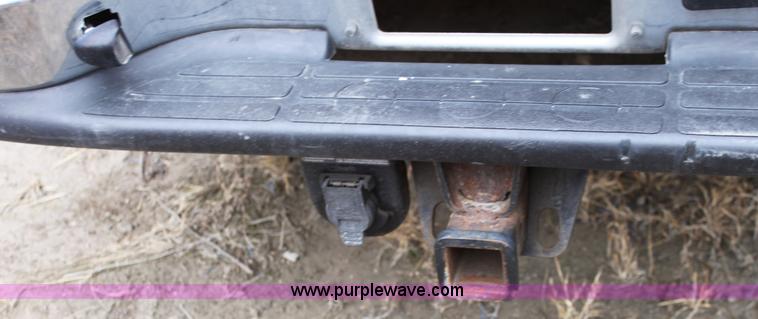 image for item A7169 2002 Chevrolet Silverado 2500HD pickup truck