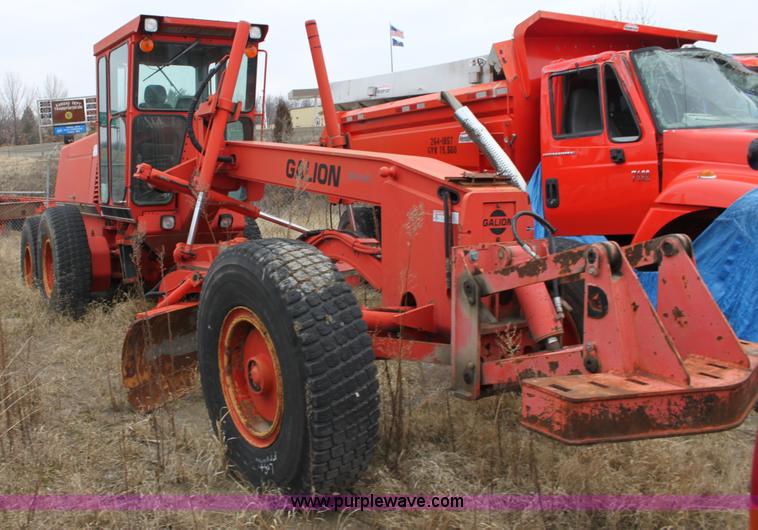 image for item A7170 1997 Galion 830B motor grader