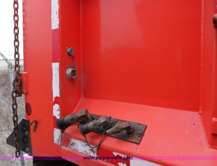 image for item A7171 1999 International 4900 tandem axle dump truck