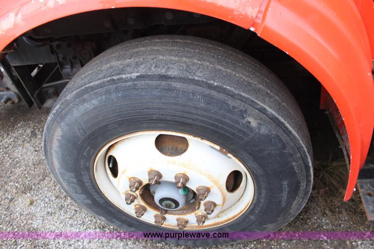 image for item A7172 1997 International 4900 tandem axle dump truck