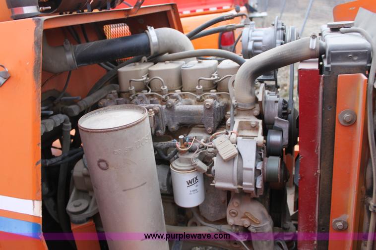 image for item A7173 1999 Broce RC350 self propelled broom