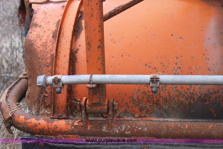 image for item A7173 1999 Broce RC350 self propelled broom