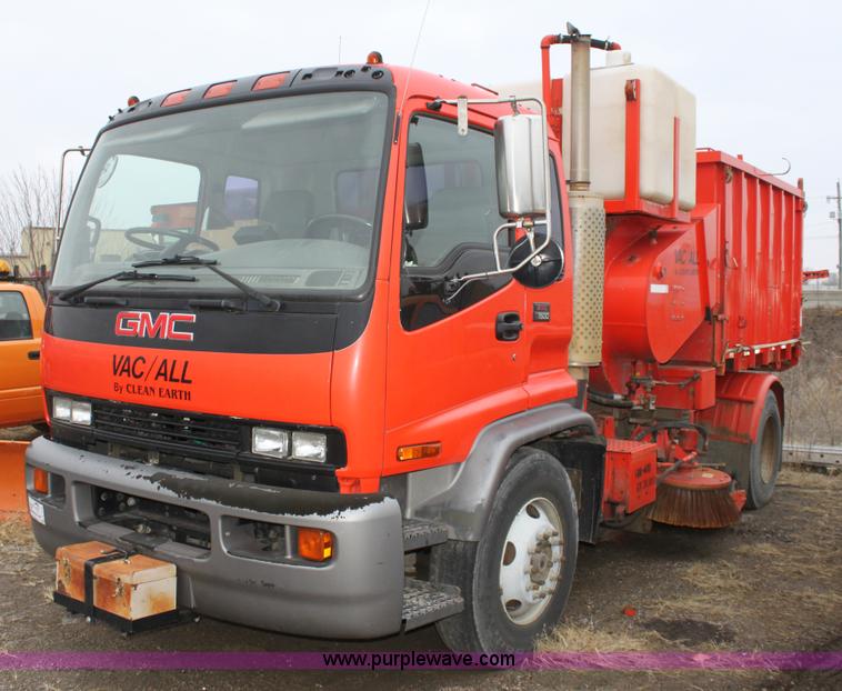 image for item A7174 2002 Vac-all LV-10DC street sweeper