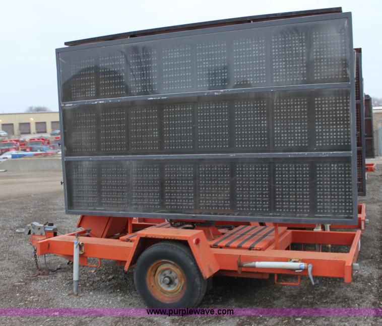 image for item A7175 2001 Ver-Mac PCMS-1210 variable message board