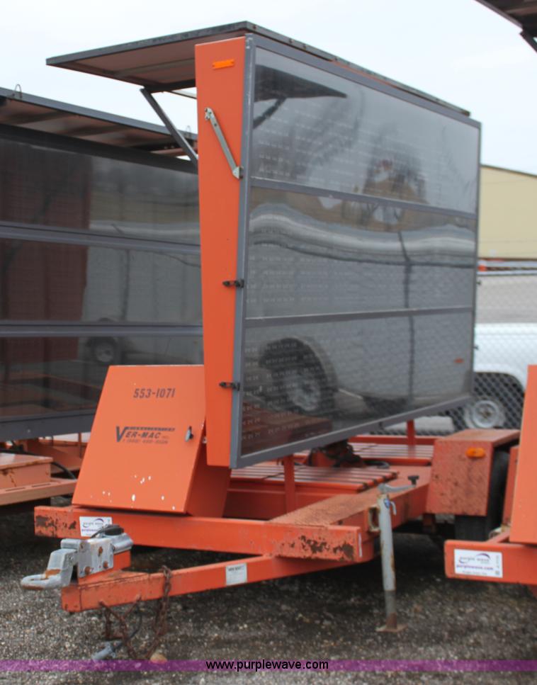 image for item A7176 2001 Ver-Mac PCMS-1210 variable message board