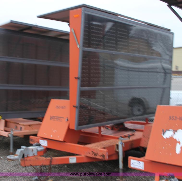 image for item A7176 2001 Ver-Mac PCMS-1210 variable message board