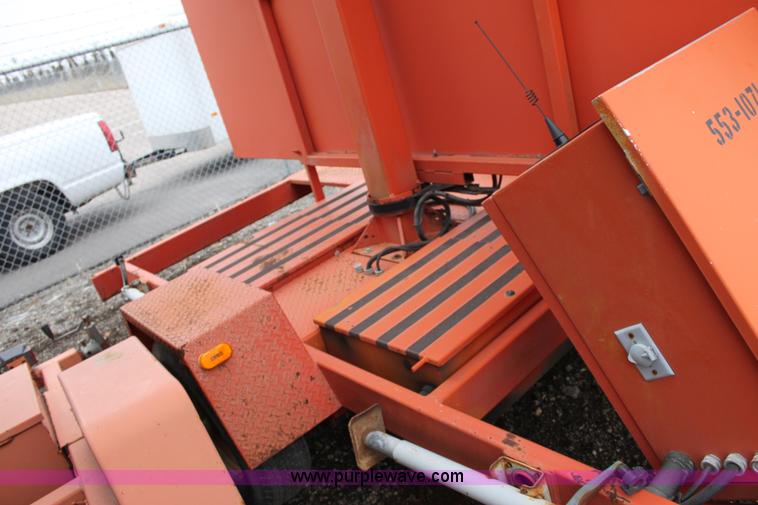 image for item A7176 2001 Ver-Mac PCMS-1210 variable message board