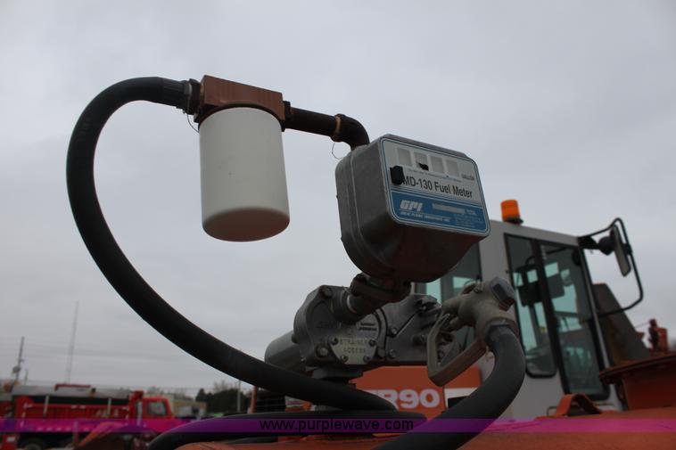 image for item A7183 1992 JFW FT1 600 gallon diesel fuel tank