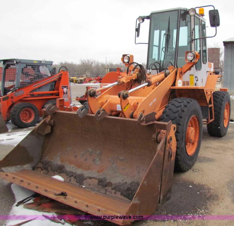 image for item A7184 1996 Fiat-Allis FR90 wheel loader