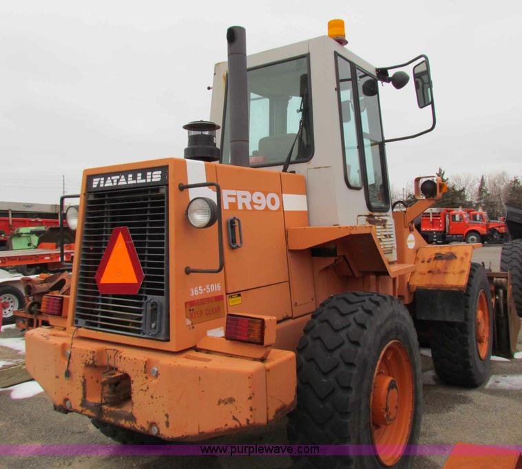 image for item A7184 1996 Fiat-Allis FR90 wheel loader