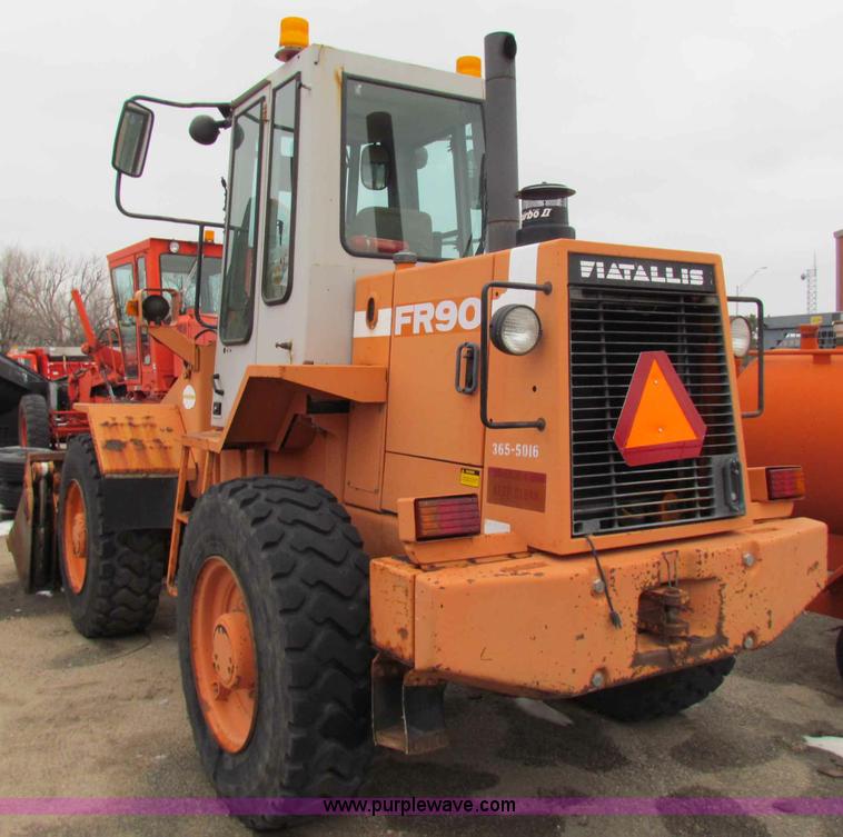image for item A7184 1996 Fiat-Allis FR90 wheel loader