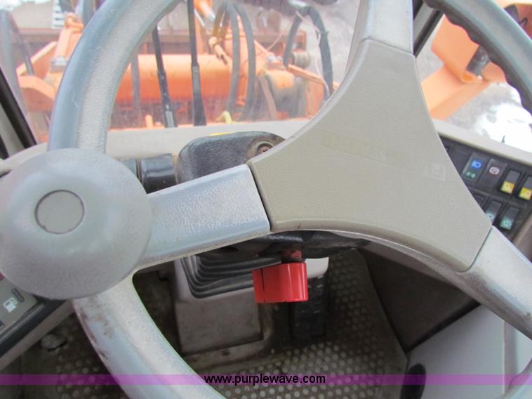 image for item A7184 1996 Fiat-Allis FR90 wheel loader