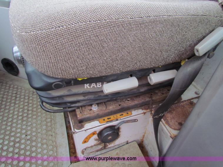 image for item A7184 1996 Fiat-Allis FR90 wheel loader