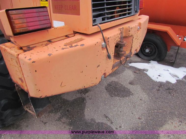 image for item A7184 1996 Fiat-Allis FR90 wheel loader