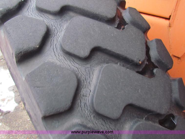 image for item A7184 1996 Fiat-Allis FR90 wheel loader