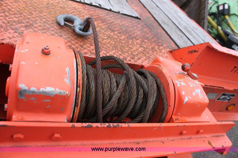 image for item A7188 2001 Evaco 15 ton tandem axle trailer