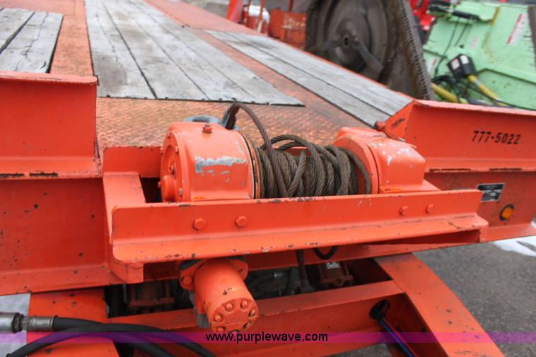 image for item A7188 2001 Evaco 15 ton tandem axle trailer