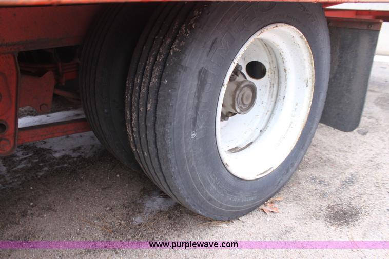 image for item A7188 2001 Evaco 15 ton tandem axle trailer