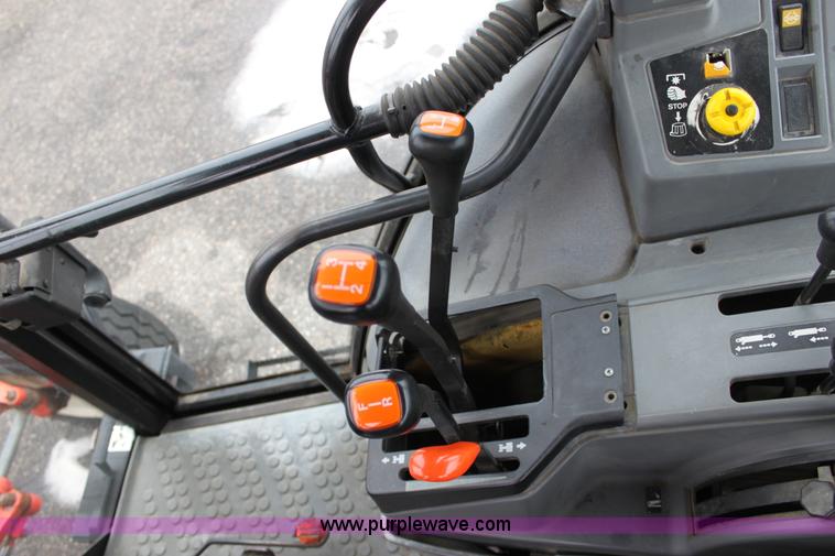 image for item A7200 1997 New Holland 6640SL tractor