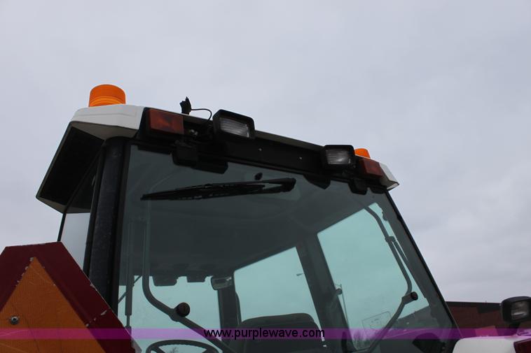 image for item A7200 1997 New Holland 6640SL tractor