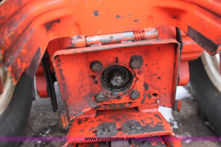 image for item A7200 1997 New Holland 6640SL tractor