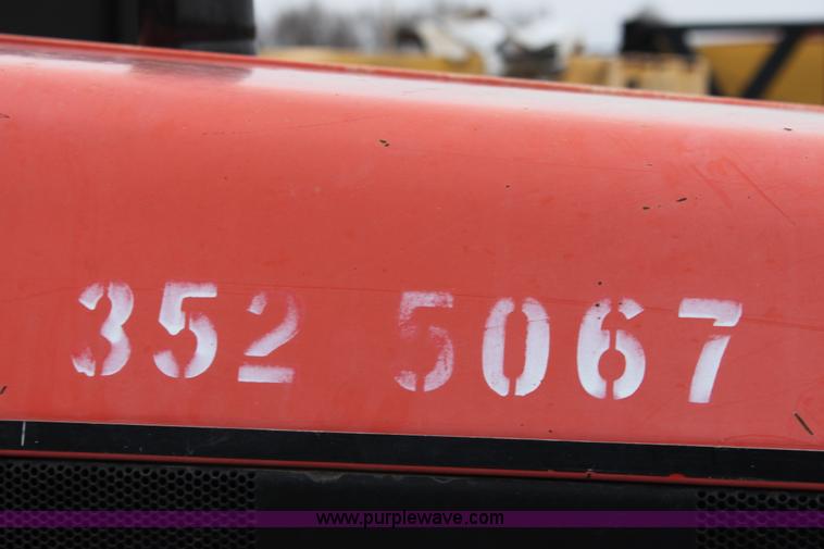 image for item A7200 1997 New Holland 6640SL tractor