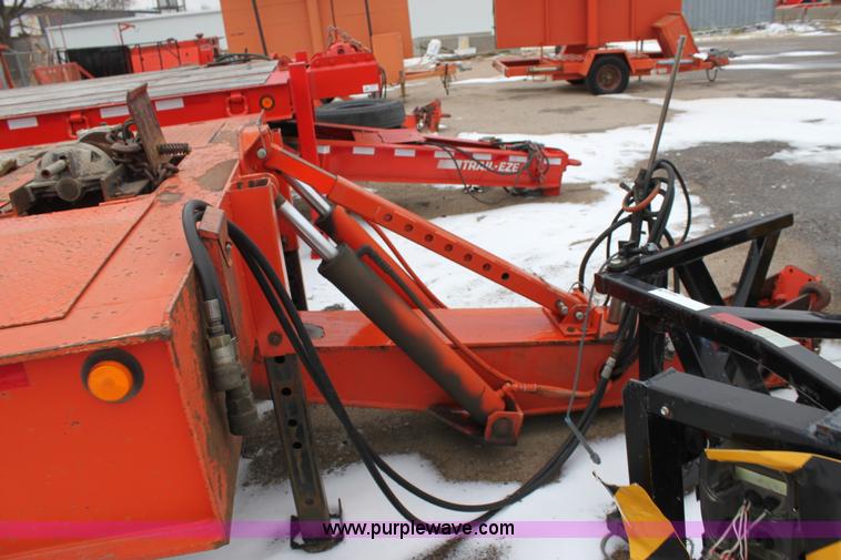 image for item A7208 1995 Landoll 345-31 15 ton tandem axle trailer