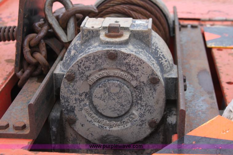 image for item A7208 1995 Landoll 345-31 15 ton tandem axle trailer