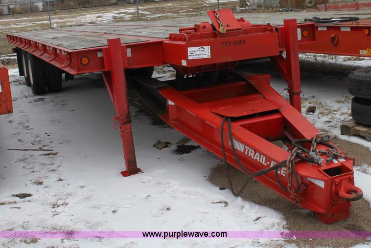 image for item A7209 2006 Trail-Eze TE-401 tandem axle trailer