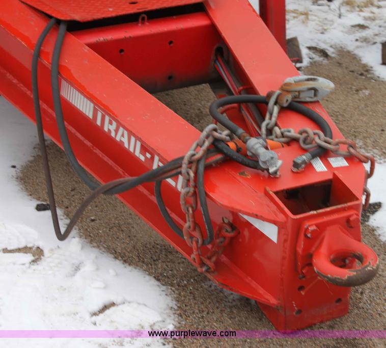 image for item A7209 2006 Trail-Eze TE-401 tandem axle trailer