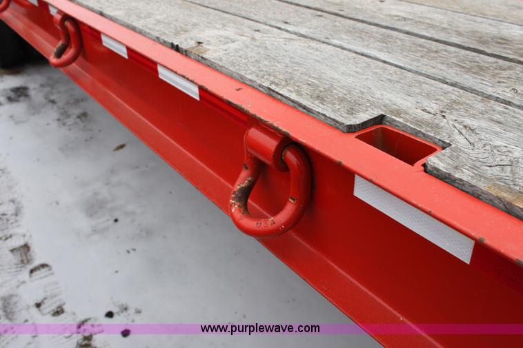 image for item A7209 2006 Trail-Eze TE-401 tandem axle trailer