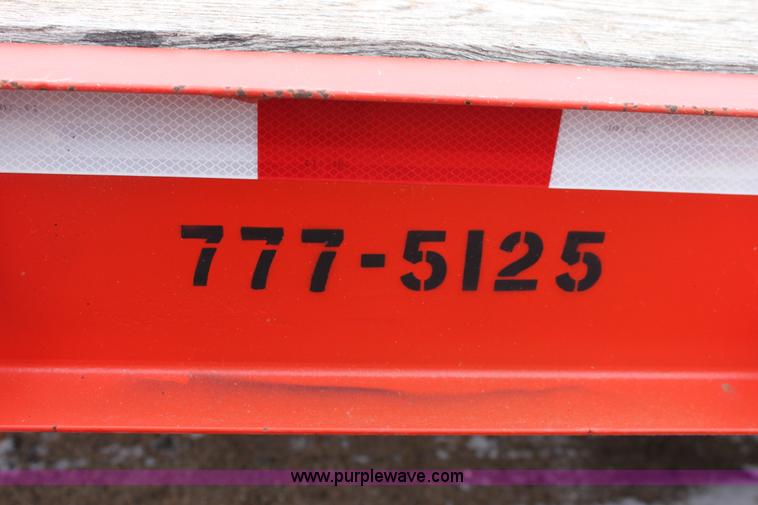 image for item A7209 2006 Trail-Eze TE-401 tandem axle trailer