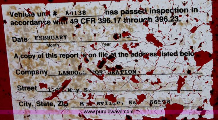 image for item A7210 1995 Landoll 345-31 tandem axle trailer