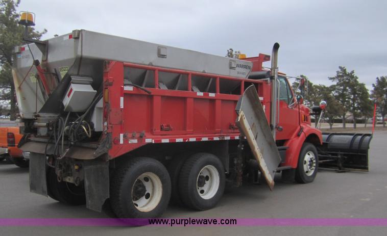 image for item B5627 2001 Sterling LT7501 dump truck